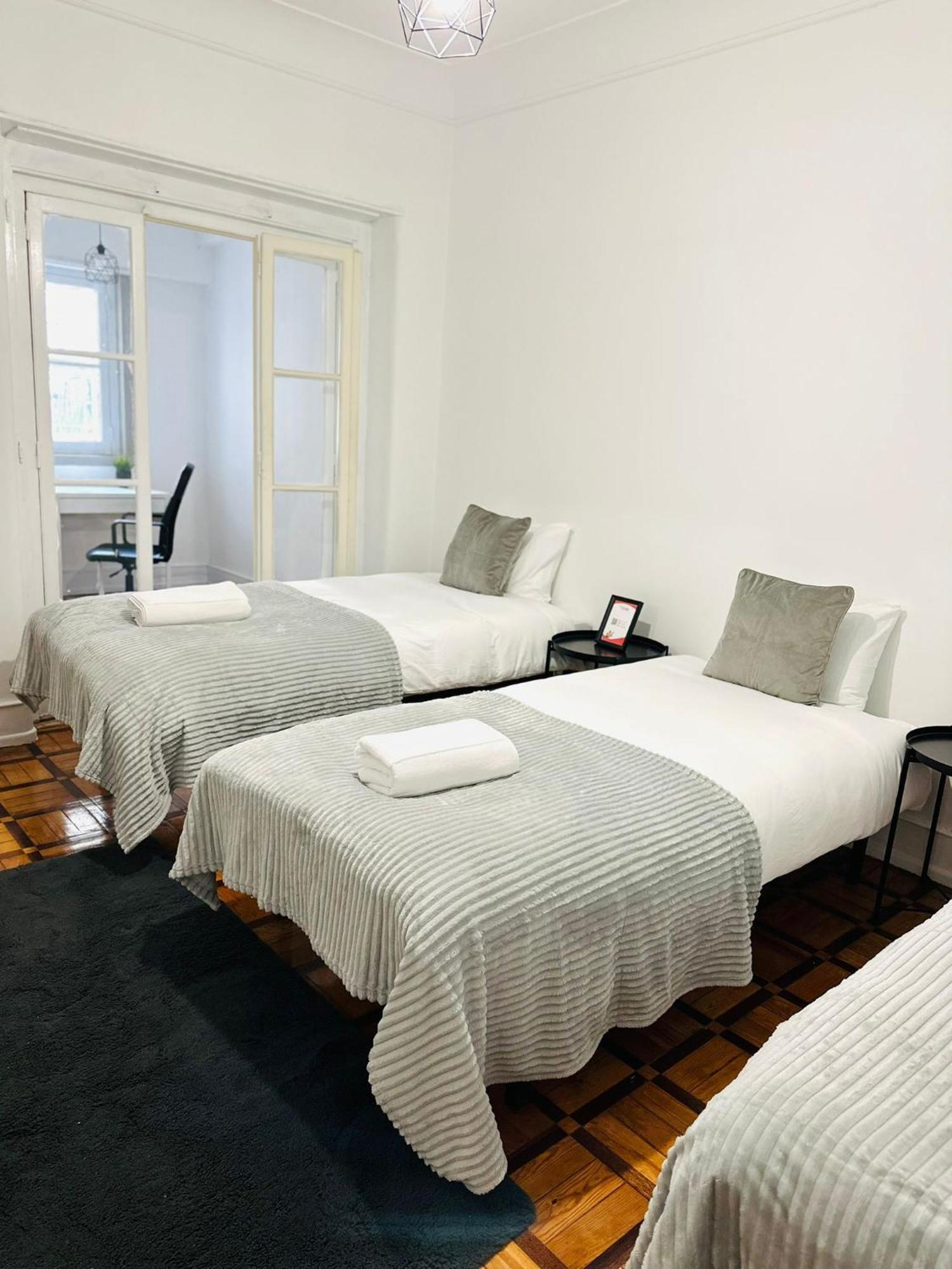 Rooms, Location For Tourists * Lissabon
